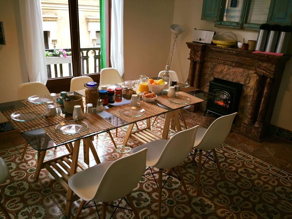 Hostel Pura Vida - Albergue Juvenil ปัลมาเดมายอร์กา ภายนอก รูปภาพ